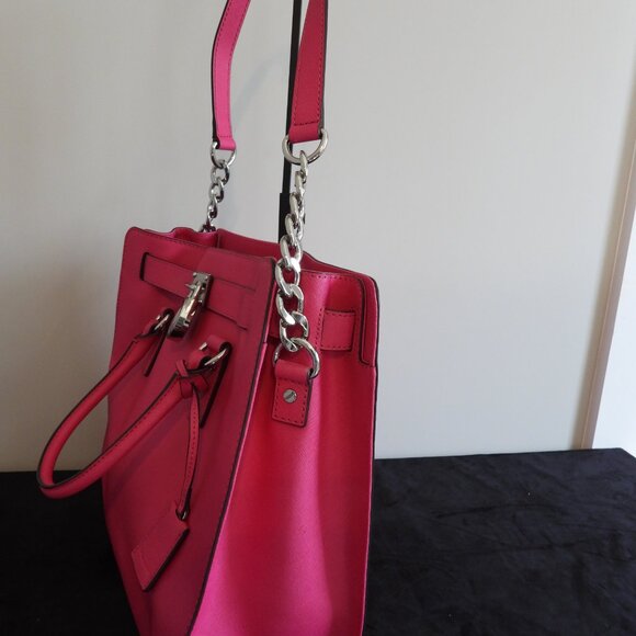Michael Kors Pink Purse - Picture 4 of 7